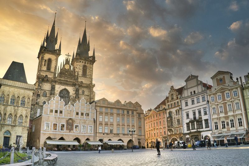 praga come arrivare al centro dall'aeroporto